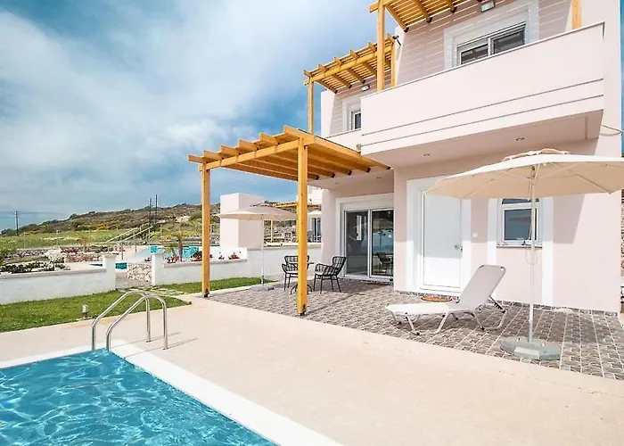 Regina - Family Dream With Double Pool Βίλα