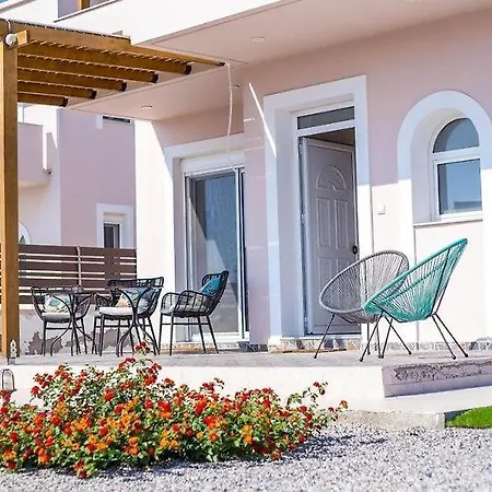 Villa Regina - Family Dream With Double Pool Lachania (Rhodes)