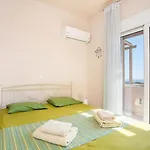 Regina - Family Dream With Double Pool Villa Lachania