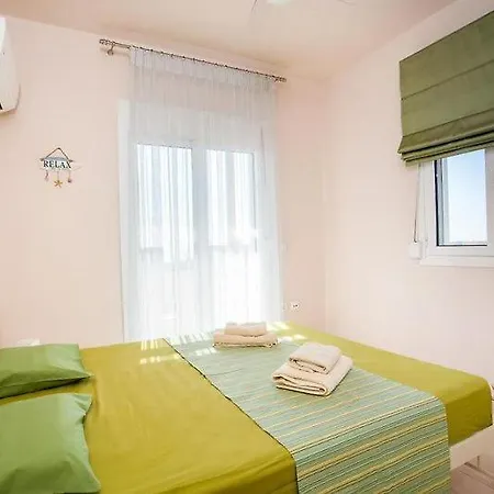 Regina - Family Dream With Double Pool Вилла