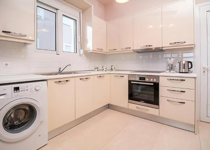 Regina - Family Dream With Double Pool Villa *