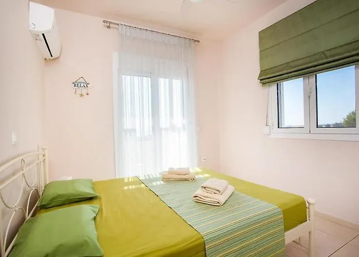 Regina - Family Dream With Double Pool Villa